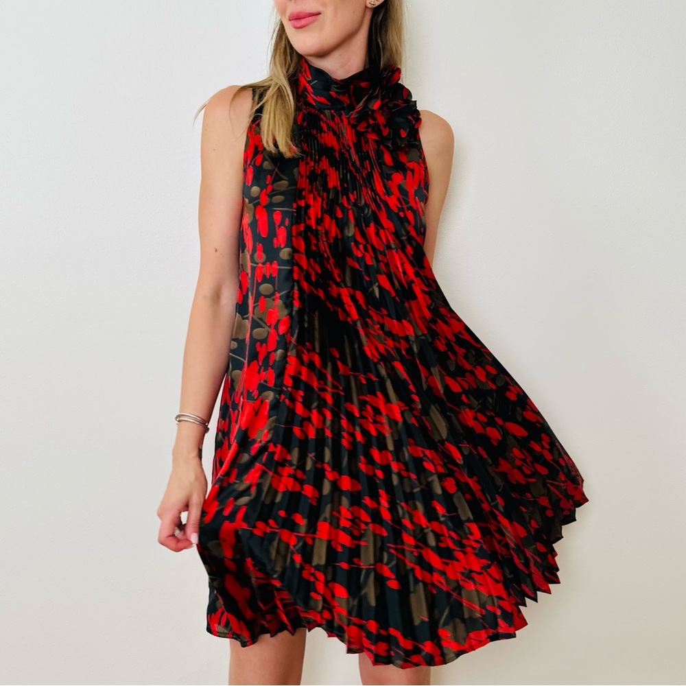 Marella Halter Neck Mini floral Dress pleated front sleeveless